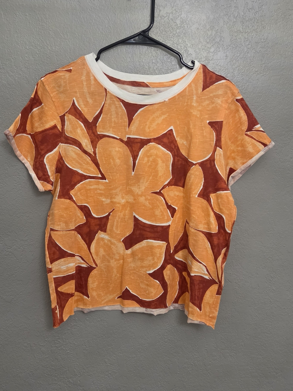 NWT Anthropologie Maeve Orange and Rust Floral Short Sleeve Tee
